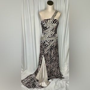 Stunning vintage Black & Silver, Beaded Zebra Prom Dress Y2K 90s